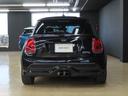 クーパーＳ　クラシック・トリム　３ＤＯＯＲ／エニグマティックブラック／禁煙車／Ａｐｐｌｅ　ｃａｒ　ｐｌａｙ／衝突軽減ブレーキ／純正バックカメラ／ＥＴＣ付／ＬＥＤヘッドライト／ＡＵＴＯライト／ＡＵＴＯワイパー／コンフォートアクセス（55枚目）