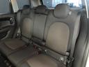 後部座席:大きなシミ・汚れ・ほつれは発見できませんでした。