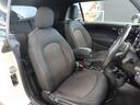 運転席:大きなシミ・汚れ・ほつれは発見できませんでした。