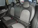 後部座席:大きなシミ・汚れ・ほつれは発見できませんでした。