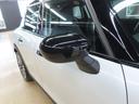 クーパーＣ　クラシック・トリム　認定中古車／５ＤＯＯＲ／ナノクホワイト／禁煙車／アダプティブクルーズコントロール／衝突軽減ブレーキ／Ａｐｐｌｅｃａｒｐｌａｙ／ヘッドアップディスプレイ／純正バックカメラ／コンフォートアクセス／ＥＴＣ付（27枚目）