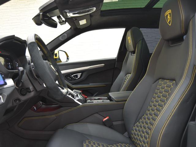 ランボルギーニ ウルス ベースグレード OP645 4シートコンフィギレーション BangアンドOlufsenアドバンスド3Dオーディオの中古 ...