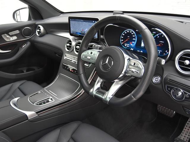 ＧＬＣ４３　４マチック　パノラマＳＲ　黒本革シート　前後シートＨ　レザーエクスクルーシブＰＫＧ　エアバランスＰＫＧ　３６０°カメラ　レーダーセーフティＰＫＧ　ＡＭＧ２０ｉｎ５ツインスポークＡＷ　ブラックアッシュウッドインテリアトリム　エアサス(11枚目)