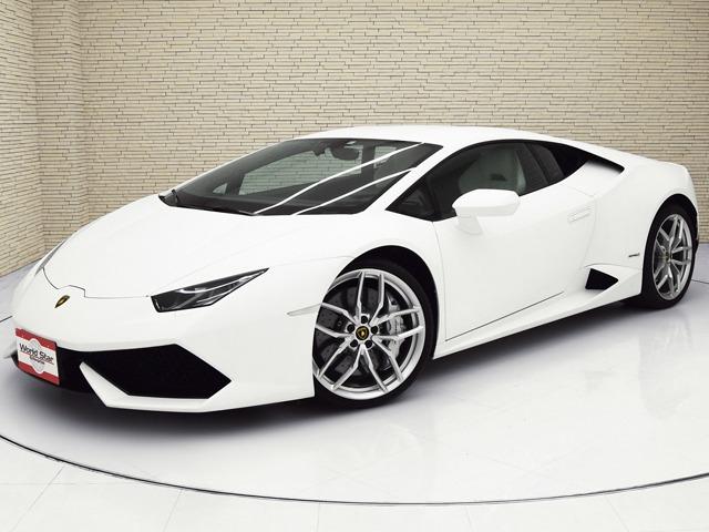 ＬＰ６１０－４　ＯＰ２０１　１５ｙモデル　マットホワイトラッピング　ガラスエンジンボンネット＋カーボンエンジンベイ　２０ｉｎミマスＡＷシルバー　スタイルＰＫＧ　エレガンテインテリアビアンコ／ネロ　ブランディングＰＫＧ(3枚目)