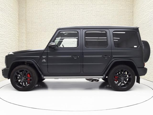 Ｇ６３　ＯＰ２２０　マヌファクトゥーアプログラム＋　Ｇマヌファクトゥーアインテリア＋ＰＫＧ　ＡＭＧ２１ｉｎＡＷ　ボディ同色スペアタイヤリング　グレーブラックツートンレザーシート　フルレザー仕様　３６０°カメラ(6枚目)