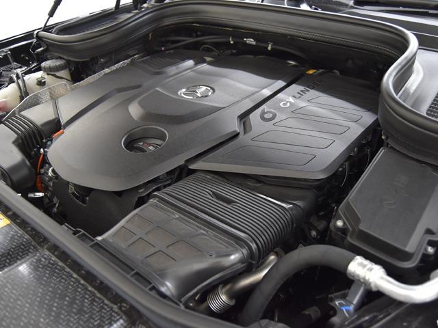 ＧＬＳ ＧＬＳ４５０ｄ　４マチック　ＥＤブラックスターズ　ＡＭＧライン　特別仕様車　ナイトＰＫＧ　ＡＭＧ２２ｉｎＡＷ　パノラマＳＲ　黒革　Ｆベンチレーター　ハイグロスブラックフローイングラインピアノラッカーウッドトリム　ブルメスター　ＡＭＧラインエクステリア（31枚目）