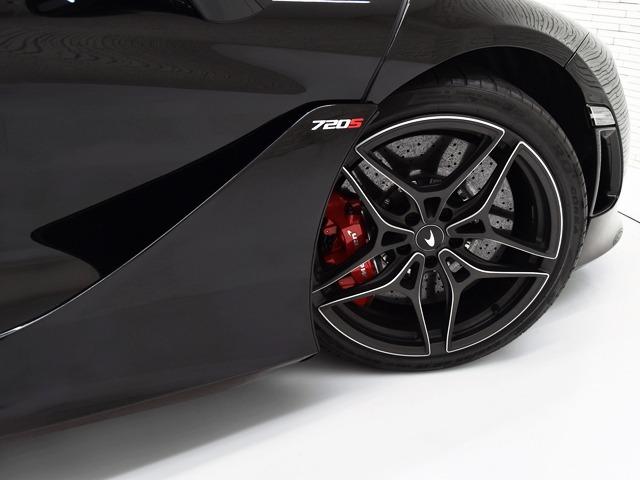 ７２０Ｓ ベースグレード　パフォーマンス　ＯＰ１０３８　２０１９ｙモデル　カーボンファイバーエクステリアアップグレードパック２／パック３　カーボンファイバーＲディフューザー　ＭＳＯＤｅｆｉｎｅｄカーボンファイバーＲエアロブリッジ　Ｒカメラ（20枚目）
