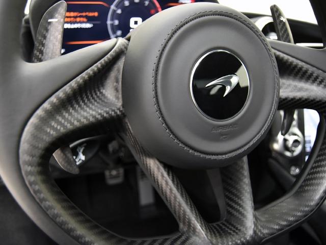 ７２０Ｓ ベースグレード　パフォーマンス　ＯＰ１０３８　２０１９ｙモデル　カーボンファイバーエクステリアアップグレードパック２／パック３　カーボンファイバーＲディフューザー　ＭＳＯＤｅｆｉｎｅｄカーボンファイバーＲエアロブリッジ　Ｒカメラ（21枚目）