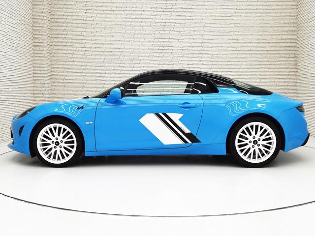 Ａ１１０ サン　レモ　７３　世界限定２００台　サンレモ７３専用デカール　カーボンルーフ　ＬＥＤヘッドライト　サベルト製バケットシート　前後Ｐセンサー＆Ｂカメラ　１８ｉｎＡＷ　アップルカープレイ　グレーステッチインテリア　禁煙（6枚目）
