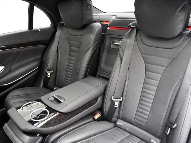 Ｓクラス Ｓ５６０　４マチックロング　スポーツリミテッド　特別仕様車　パノラマＳＲ　ＡＭＧ２０ｉｎＡＷ　黒革　前後シートＨ＆ベンチレーター　ブルメスター　３６０°カメラ　レーダーセーフティＰＫＧ　ＡＭＧスタイリングＰＫＧ　エアバランスＰＫＧ　ヘッドアップＤ（13枚目）