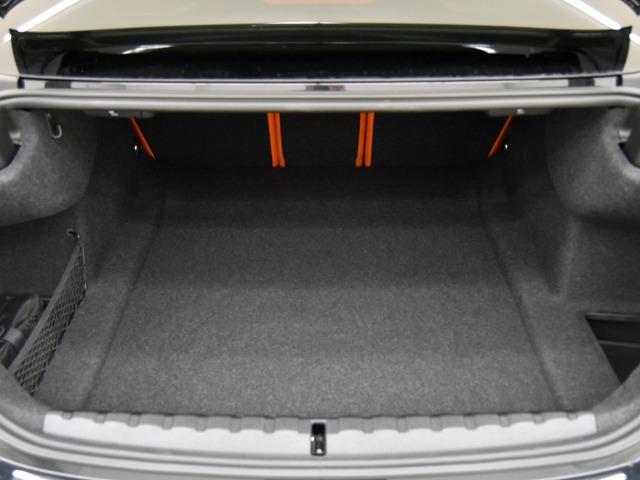Ｍ４ Ｍ４クーペ　コンペティション　Ｍ　ｘＤｒｉｖｅ　フルレザーメリノ　オレンジ／ブラックレザー　Ｐアシスト＋　オートマチックテールゲート　ヘッドアップＤ　ハーマンカードン　Ｆ１９Ｒ２０ｉｎＡＷ　ＦシートＨ　サンプロテクションガラス　コンフォートアクセス（19枚目）