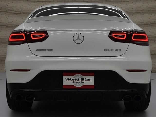 ＧＬＣ ＧＬＣ４３　４マチッククーペ　レザーエクスクルーシブＰＫＧ　ガラスＳＲ　赤黒革　前後シートＨ　ヘッドアップＤ　エアバランスＰＫＧ　ＡＭＧ２０ｉｎＡＷ　ＡＭＧスタイリングＰＫＧ　３６０°カメラ　レーダーセーフティＰＫＧ　パワーテールゲート　メモリー付パワーシート（6枚目）