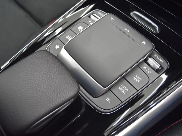 ＧＬＢ ＧＬＢ２００ｄ　ＡＭＧライン　ＡＭＧ１９ｉｎＡＷ　ブラックハーフレザー　３６０°カメラ　ＦシートＨ　レーダーセーフティＰＫＧ　パワーテールゲート　メモリー付パワーシート　純正ナビＴＶ　ＡＭＧスタイリングＰＫＧ　ＡＣＣ　禁煙（16枚目）