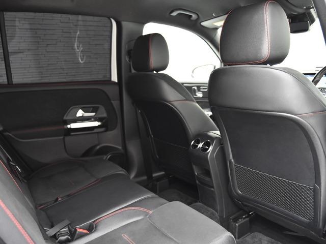 ＧＬＢ ＧＬＢ２００ｄ　ＡＭＧライン　ＡＭＧ１９ｉｎＡＷ　ブラックハーフレザー　３６０°カメラ　ＦシートＨ　レーダーセーフティＰＫＧ　パワーテールゲート　メモリー付パワーシート　純正ナビＴＶ　ＡＭＧスタイリングＰＫＧ　ＡＣＣ　禁煙（24枚目）