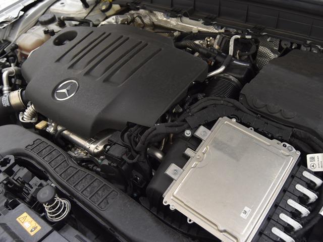 ＧＬＢ ＧＬＢ２００ｄ　ＡＭＧライン　ＡＭＧ１９ｉｎＡＷ　ブラックハーフレザー　３６０°カメラ　ＦシートＨ　レーダーセーフティＰＫＧ　パワーテールゲート　メモリー付パワーシート　純正ナビＴＶ　ＡＭＧスタイリングＰＫＧ　ＡＣＣ　禁煙（27枚目）