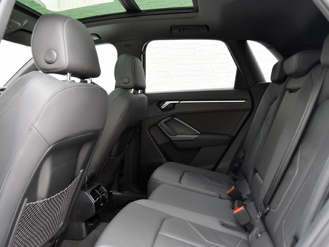 Ｑ３ ３５ＴＦＳＩ　Ｓライン　パノラマＳＲ　コンビニエンス＆アシスタンスＰＫＧ　ブラックアウディリング＆ブラックスタイリングＰＫＧ　プラスＰＫＧ　黒革　Ｆ１９Ｒ２０ｉｎＡＷ　ＬＥＤヘッドライト　ＭＭＩナビ　バーチャルコックピット（12枚目）