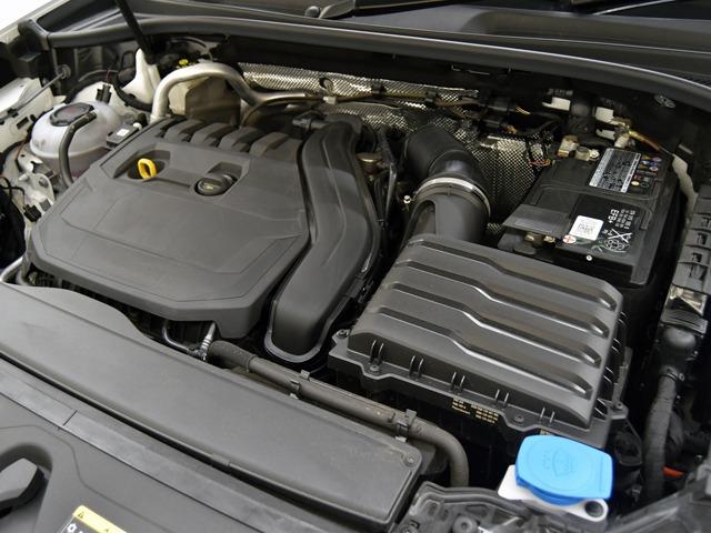 Ｑ３ ３５ＴＦＳＩ　Ｓライン　パノラマＳＲ　コンビニエンス＆アシスタンスＰＫＧ　ブラックアウディリング＆ブラックスタイリングＰＫＧ　プラスＰＫＧ　黒革　Ｆ１９Ｒ２０ｉｎＡＷ　ＬＥＤヘッドライト　ＭＭＩナビ　バーチャルコックピット（26枚目）