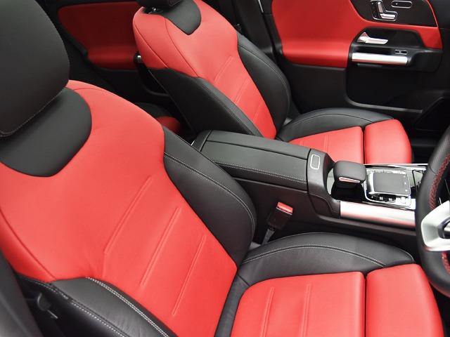 Ｂクラス Ｂ１８０　ＡＭＧレザーエクスクルーシブパッケージ　ＯＰ１０９　パノラマＳＲ　アドバンスドＰＫＧ　ナビゲーションＰＫＧ　ＦシートＨ　赤黒革　３６０°カメラ　メモリー付パワーシート　パワートランク　ＡＭＧ１８ｉｎＡＷ　ＡＭＧスタイリングＰＫＧ　ＡＣＣ（10枚目）