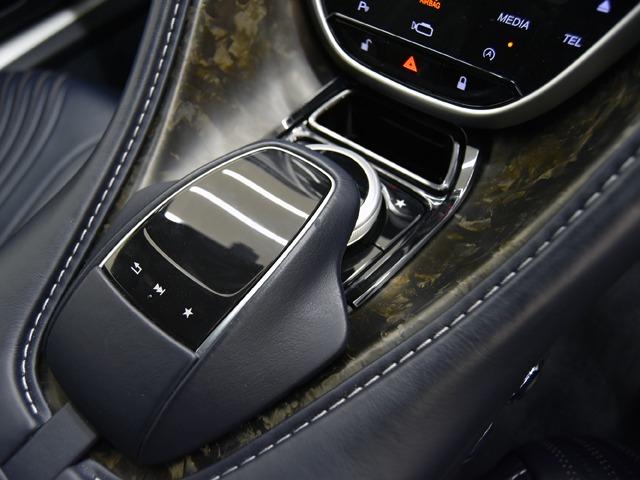 ＤＢ１１ ローンチエディション　ＯＰ２３５　エクステリアフィニッシャーパックダーク　ネクサスキルティング　コンテンポラリーレザーカラーダークナイト　ベンチレーター　トリムインレイチョップドカーボン　２０ｉｎＡＷ　タッチパッド　禁煙（16枚目）