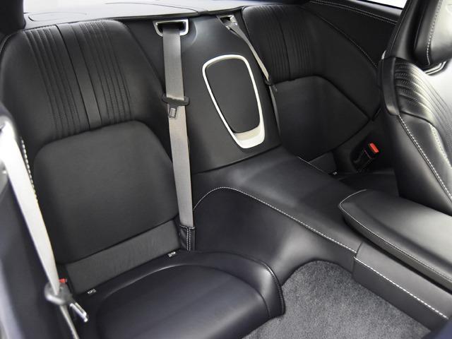 ＤＢ１１ ローンチエディション　ＯＰ２３５　エクステリアフィニッシャーパックダーク　ネクサスキルティング　コンテンポラリーレザーカラーダークナイト　ベンチレーター　トリムインレイチョップドカーボン　２０ｉｎＡＷ　タッチパッド　禁煙（29枚目）