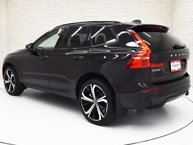 ＸＣ６０ リチャージアルティメトＴ６ＡＷＤプラグインハイブリド　２０２３ｙモデル　２１ｉｎＡＷ　パノラマＳＲ　ＡＣＣ　黒革　前後シートＨ　Ｆベンチレーター　ヘッドアップＤ　ハーマンカードン　３６０°カメラ　エアサス　ブラインドスポット　ＬＥＤヘッドライト　ドラレコ（2枚目）