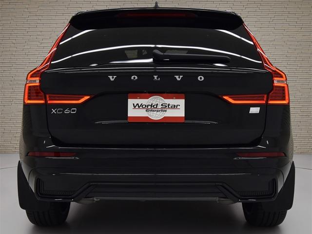 ＸＣ６０ リチャージアルティメトＴ６ＡＷＤプラグインハイブリド　２０２３ｙモデル　２１ｉｎＡＷ　パノラマＳＲ　ＡＣＣ　黒革　前後シートＨ　Ｆベンチレーター　ヘッドアップＤ　ハーマンカードン　３６０°カメラ　エアサス　ブラインドスポット　ＬＥＤヘッドライト　ドラレコ（6枚目）