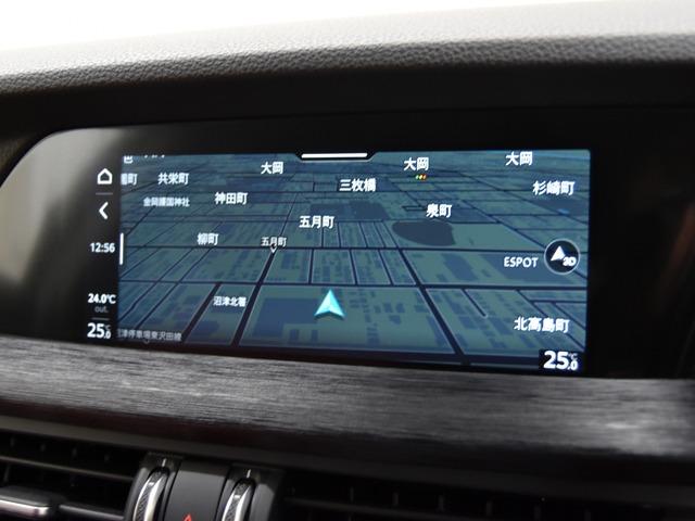 ステルヴィオ ２．２ターボ　ディーゼルＱ４スプリント　赤革　ＦシートＨ　ＡＣＣ　前後Ｐセンサー＆Ｂカメラ　ステアリングＨ　１８ｉｎＡＷ　レーンキープ　メモリー付パワーシート　ブラインドスポット　パワーテールゲート　バイキセノンヘッドライト　禁煙（21枚目）