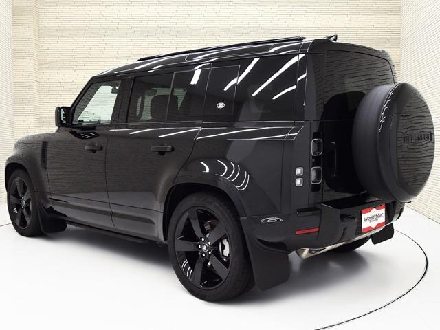 ディフェンダー １１０Ｘ－ダイナミックＨＳＥ　Ｄ３００　ＯＰ２２２　ディプロイアブルサイドステップ　２２ｉｎＡＷ　エアサスＰ　エクステンデッドブラックエクステリアＰ　ｃｌｅａｒｓｉｇｈｔインテリアリアビューミラー　コンフォート＆コンビニエンスＰ　ＡＣＣ（2枚目）