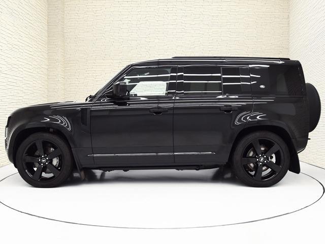 ディフェンダー １１０Ｘ－ダイナミックＨＳＥ　Ｄ３００　ＯＰ２２２　ディプロイアブルサイドステップ　２２ｉｎＡＷ　エアサスＰ　エクステンデッドブラックエクステリアＰ　ｃｌｅａｒｓｉｇｈｔインテリアリアビューミラー　コンフォート＆コンビニエンスＰ　ＡＣＣ（6枚目）