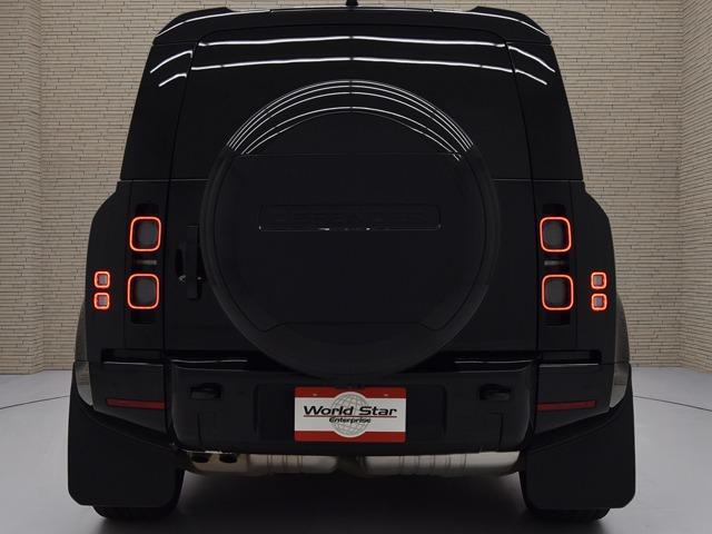 ディフェンダー １１０Ｘ－ダイナミックＨＳＥ　Ｄ３００　ＯＰ２２２　ディプロイアブルサイドステップ　２２ｉｎＡＷ　エアサスＰ　エクステンデッドブラックエクステリアＰ　ｃｌｅａｒｓｉｇｈｔインテリアリアビューミラー　コンフォート＆コンビニエンスＰ　ＡＣＣ（8枚目）