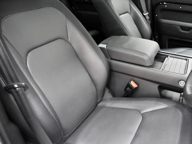 ディフェンダー １１０Ｘ－ダイナミックＨＳＥ　Ｄ３００　ＯＰ２２２　ディプロイアブルサイドステップ　２２ｉｎＡＷ　エアサスＰ　エクステンデッドブラックエクステリアＰ　ｃｌｅａｒｓｉｇｈｔインテリアリアビューミラー　コンフォート＆コンビニエンスＰ　ＡＣＣ（11枚目）