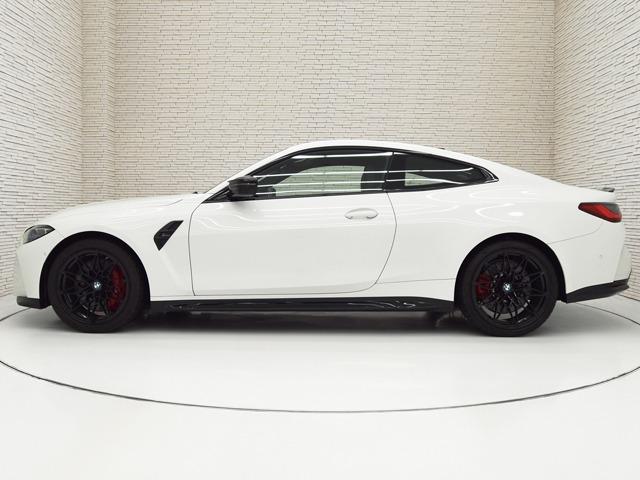 Ｍ４ Ｍ４クーペ　コンペティション　Ｍ　ｘＤｒｉｖｅ　黒革　Ｆベンチレーター　オートマチックテールゲート　サラウンドビューカメラ　ヘッドアップＤ　ＢＭＷレーザーライト　Ｆ１９Ｒ２０ｉｎＡＷ　Ｐアシスト＋　ドライビングアシストプロフェッショナル　ＦシートＨ（6枚目）