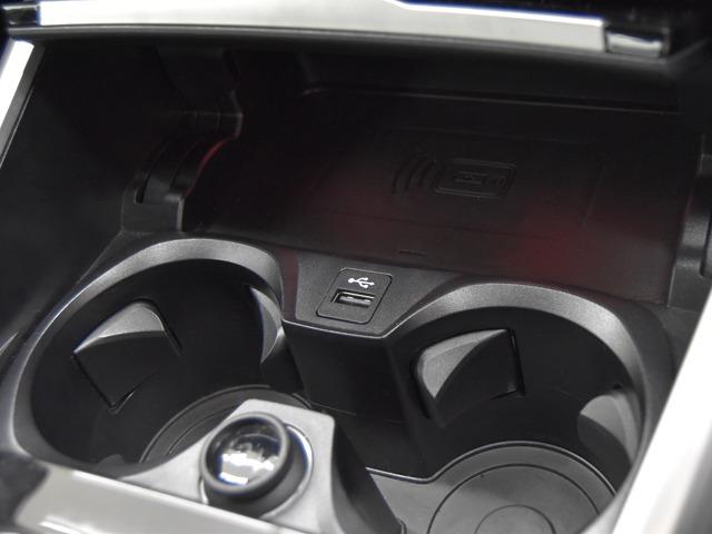 Ｍ４ Ｍ４クーペ　コンペティション　Ｍ　ｘＤｒｉｖｅ　黒革　Ｆベンチレーター　オートマチックテールゲート　サラウンドビューカメラ　ヘッドアップＤ　ＢＭＷレーザーライト　Ｆ１９Ｒ２０ｉｎＡＷ　Ｐアシスト＋　ドライビングアシストプロフェッショナル　ＦシートＨ（21枚目）