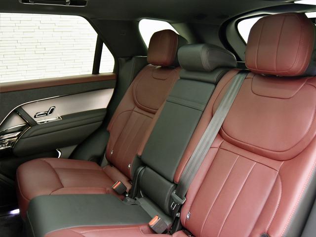 レンジローバースポーツ ダイナミックSE D300 22inAW パノラマSR clearsightインテリアリアビューミラー 20wayFシート プレミアムキャビンライティング ディープガーネット/エボニーレザー 22inフルサイズスペアホイール(14枚目)