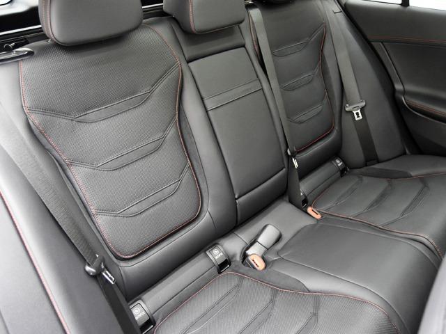 Ｃクラスステーションワゴン Ｃ４３　４マチック　パノラマＳＲ　３６０°カメラ　ＡＭＧ１９ｉｎＡＷ　黒革　ＦシートＨ＆ベンチレーター　ブルメスター　レーダーセーフティＰＫＧ　パワートランク　ＡＭＧエクステリア　メモリー付パワーシート　ヘッドアップＤ（13枚目）