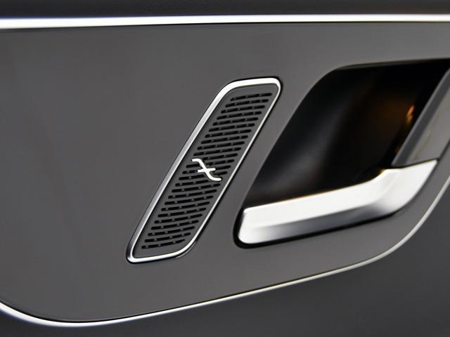 Ｃクラスステーションワゴン Ｃ４３　４マチック　パノラマＳＲ　３６０°カメラ　ＡＭＧ１９ｉｎＡＷ　黒革　ＦシートＨ＆ベンチレーター　ブルメスター　レーダーセーフティＰＫＧ　パワートランク　ＡＭＧエクステリア　メモリー付パワーシート　ヘッドアップＤ（23枚目）