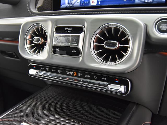 Ｇクラス Ｇ６３　マヌファクトゥーアプログラム＋　ＯＰ３９３　ＡＭＧカーボンファイバーインテリアトリム　ＡＭＧナイトＰＫＧマグノ　ＡＭＧ２１ｉｎＡＷ　灰黒革　ダイヤモンドステッチ　ガラスＳＲ　Ｆベンチレーター　前後シートＨ　ブルメスター　ＡＣＣ　禁煙（22枚目）