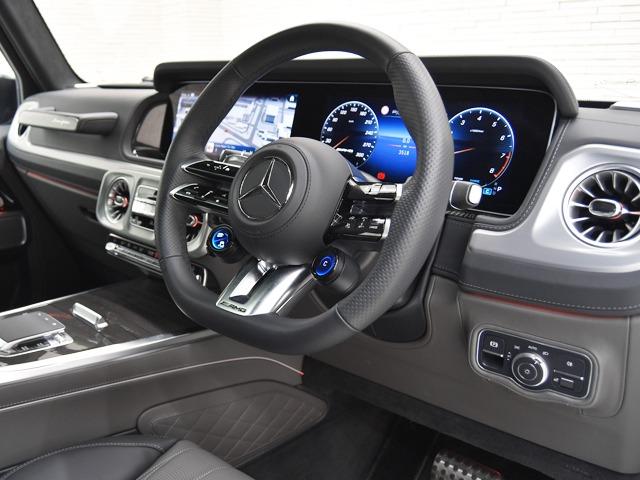 Ｇクラス Ｇ６３　マヌファクトゥーアプログラム＋　ＯＰ３９３　ＡＭＧカーボンファイバーインテリアトリム　ＡＭＧナイトＰＫＧマグノ　ＡＭＧ２１ｉｎＡＷ　灰黒革　ダイヤモンドステッチ　ガラスＳＲ　Ｆベンチレーター　前後シートＨ　ブルメスター　ＡＣＣ　禁煙（25枚目）