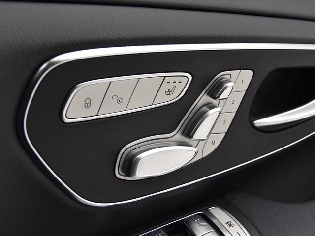 Vクラス V220d アバンギャルド ロング AMGライン OP223 EXCP パノラマSR AMG19inAW 黒革 ブルメスター 1/2列目シートH 2列目ベンチレーター レーダーセーフティPKG 360°カメラ メモリー付パワーシート ACC 禁煙(21枚目)