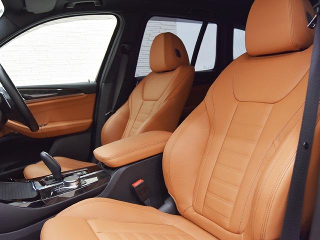 Ｘ３ ｘＤｒｉｖｅ　２０ｄ　Ｍスポーツハイラインパッケージ　２０ｉｎＡＷ　コニャックレザー　前後シートＨ　サラウンドビューカメラ　ヘッドアップＤ　ＭエアロダイナミクスＰＫＧ　Ｐアシスト＋　ドライビングアシスト＋　オートマチックテールゲート　コンフォートアクセス（7枚目）