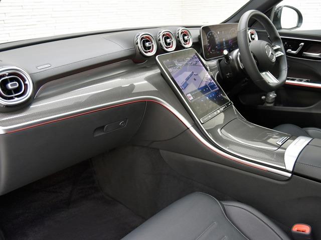 Ｃクラス Ｃ２００アバンギャルド　ＡＭＧライン　ＯＰ１３１　レザーＥＸＣＰ　パノラマＳＲ　リアアクスルステアリング　ベーシックＰＫＧ　ヘッドアップＤ　黒革　ＦシートＨ　ＡＭＧ１８ｉｎＡＷ　３６０°カメラ　メモリー付パワーシート　パワーテールゲート（8枚目）