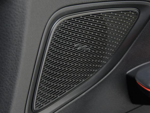 Ｃクラス Ｃ２００アバンギャルド　ＡＭＧライン　ＯＰ１３１　レザーＥＸＣＰ　パノラマＳＲ　リアアクスルステアリング　ベーシックＰＫＧ　ヘッドアップＤ　黒革　ＦシートＨ　ＡＭＧ１８ｉｎＡＷ　３６０°カメラ　メモリー付パワーシート　パワーテールゲート（16枚目）