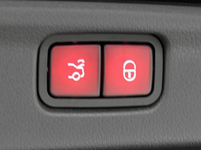 Ｃクラス Ｃ２００アバンギャルド　ＡＭＧライン　ＯＰ１３１　レザーＥＸＣＰ　パノラマＳＲ　リアアクスルステアリング　ベーシックＰＫＧ　ヘッドアップＤ　黒革　ＦシートＨ　ＡＭＧ１８ｉｎＡＷ　３６０°カメラ　メモリー付パワーシート　パワーテールゲート（24枚目）