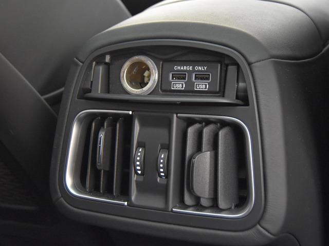 レヴァンテ モデナ OP105 パノラマSR 21inAW ネロレザー/ロッソステッチ イージーエントリーシステム ヘッドレストトライデント刺繍 レッドキャリパー キックセンサー LEDヘッドライト ブラインドスポット(18枚目)