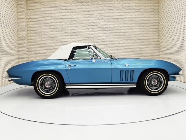 シボレーコルベット スティングレー C2 1965年モデル 15inAW マリーナブルーインテリア 白革 ホワイトレザールーフライニング ウッドステアリング シガーソケット 禁煙(8枚目)