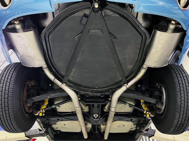 シボレーコルベット スティングレー C2 1965年モデル 15inAW マリーナブルーインテリア 白革 ホワイトレザールーフライニング ウッドステアリング シガーソケット 禁煙(24枚目)