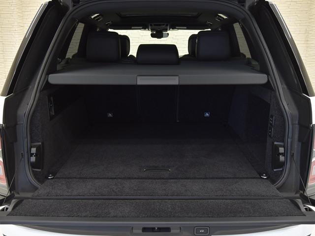 レンジローバー ヴォーグ　ＯＰ２４０　電動サイドステップ　２２ｉｎＡＷ　ブラックエクステリアパック　パノラマＳＲ　ドライバーアシストパック　エボニーレザー　メリディアン　アンビエントライト　３ゾーンＡＣ　ブラインドスポット（20枚目）