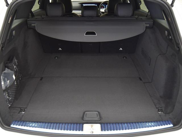 Eクラスステーションワゴン E220dステーションワゴンアバンギルドAMGライン エクスクルーシブPKG AMG19inAW 黒革 前後シートH ブルメスター エアバランスPKG レーダーセーフティPKG 360°カメラ パワーテールゲート メモリー付パワーシート ヘッドアップD(19枚目)