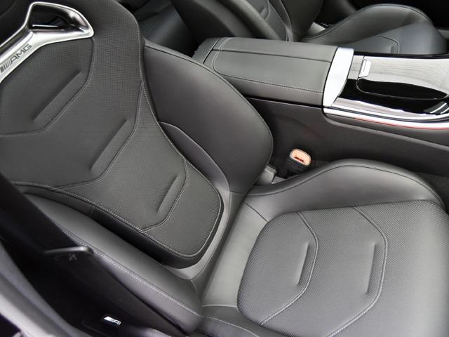 Cクラス C63 S E パフォーマンス AMGカーボンPKG OP106 AMGパフォーマンスPKG パノラマSR 黒革 FシートH&ベンチレーター ブルメスター AMGカーボンファイバーインテリアトリム レーダーセーフティPKG AMG20inAW ACC(11枚目)