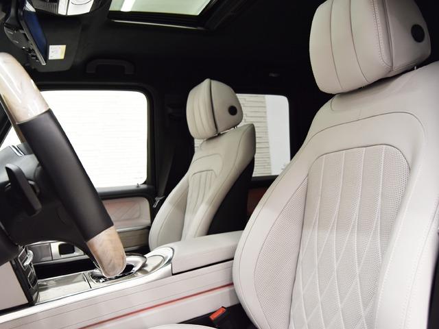 Gクラス G400d マヌファクトゥーアエディション 特別仕様車 AMGライン ラグジュアリーPKG 白革 フルレザー仕様&ダイヤモンドステッチ 前後シートH ホワイトハイグロスウッドインテリアトリム Fベンチレーター メモリー付パワーシート ACC(9枚目)